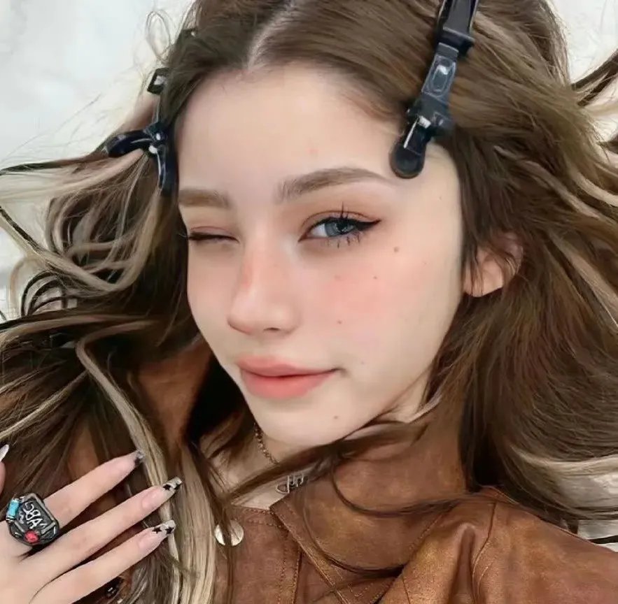施恩得美